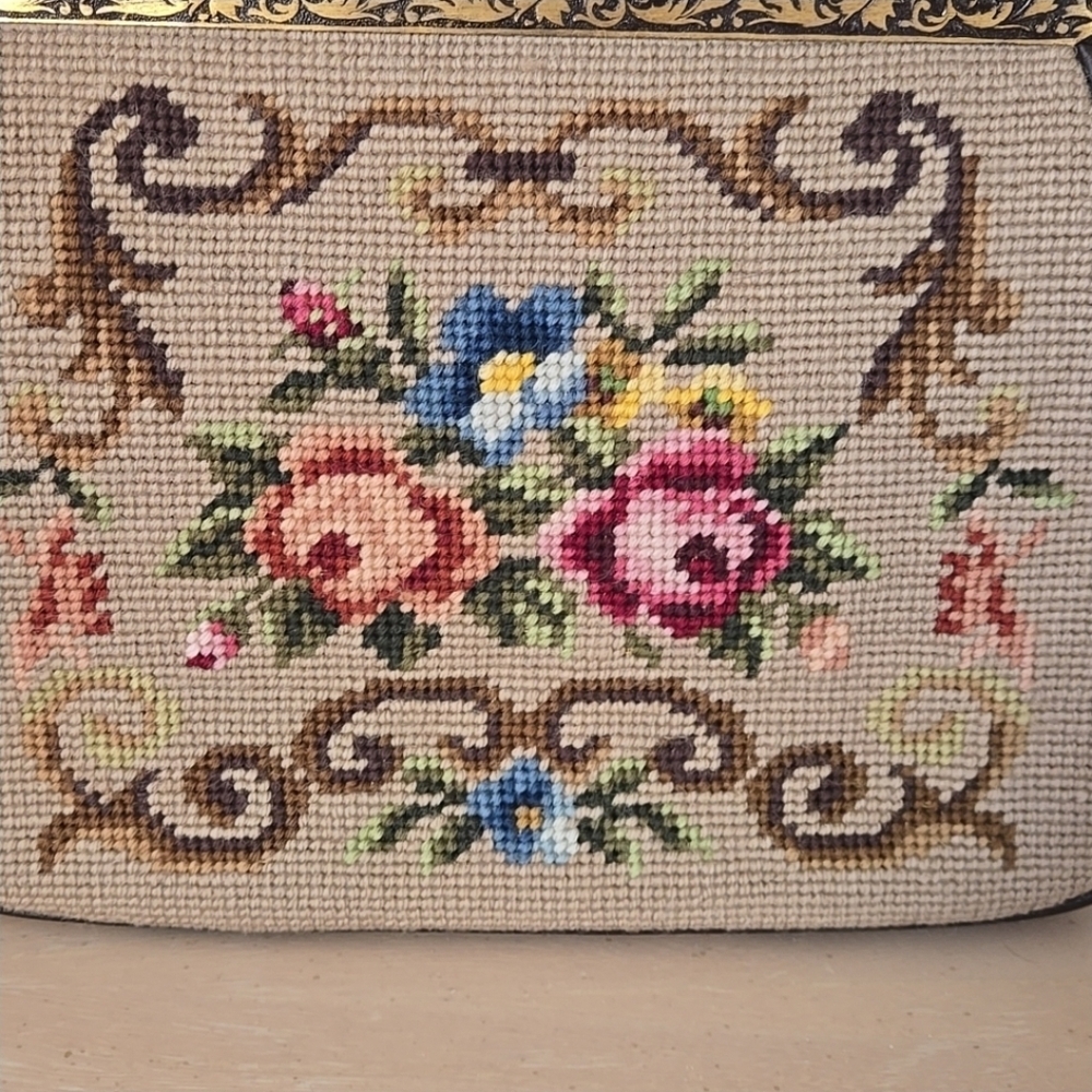 Vintage Petit Point Needlework Purse - Picture 2 of 10